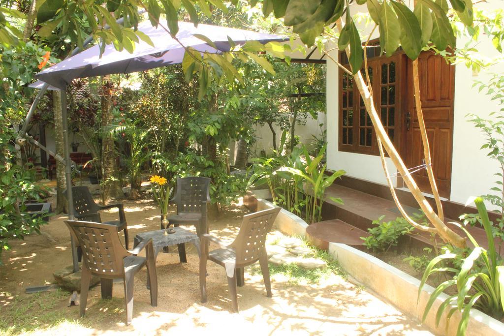 Dionis Villa Унаватуна Екстериор снимка