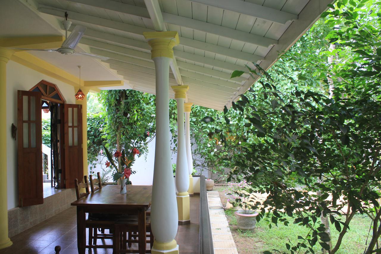 Dionis Villa Унаватуна Екстериор снимка